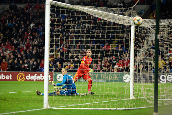 Aaron Ramsey fires in his second [Image: Andrew Dowling Photography]